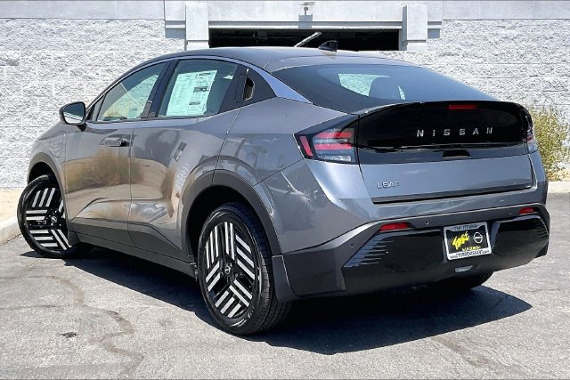 New 2026 Nissan Leaf SV+ FWD image 2