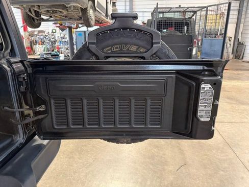 Used 2021 Jeep Wrangler Unlimited Sport w/ Cold Weather Group AWD/4WD image 29