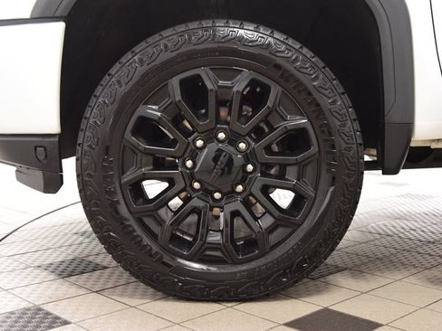 Used 2020 GMC Sierra 2500 Denali w/ Denali Ultimate Package AWD/4WD image 26