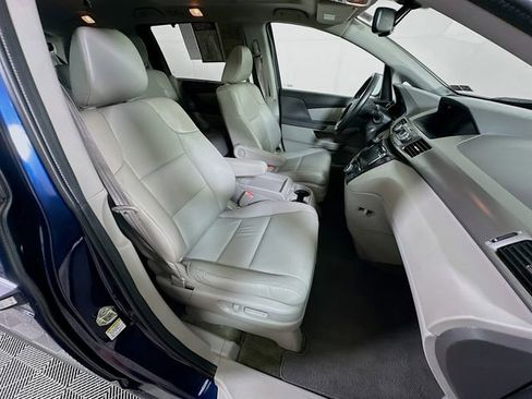 Used 2016 Honda Odyssey Touring image 34