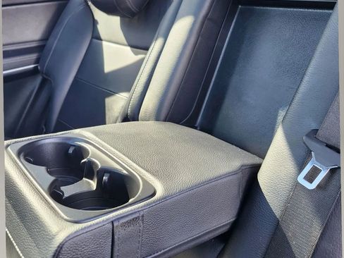 Used 2018 Mercedes-Benz GLS 550 4MATIC image 18