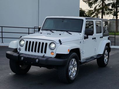 Used 2018 Jeep Wrangler Unlimited Sahara w/ Connectivity Group