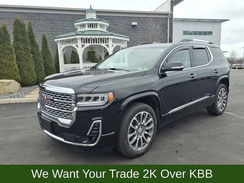 Used 2023 GMC Acadia Denali image 2