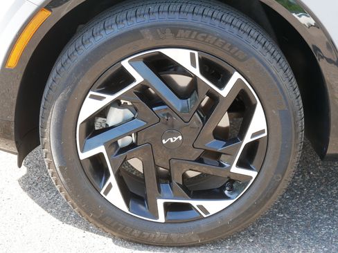 Certified 2024 Kia Sportage SX AWD/4WD image 15