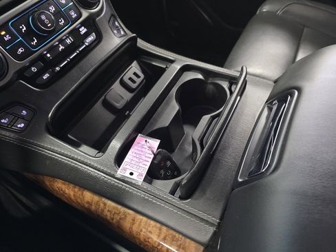 Used 2018 Chevrolet Tahoe Premier image 22