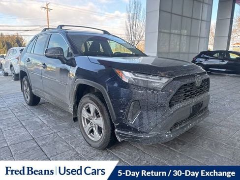 Used 2022 Toyota RAV4 XLE w/ XLE Grade Weather Package image 1