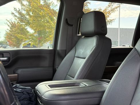 Used 2022 Chevrolet Silverado 2500 LT w/ Convenience Package AWD/4WD image 10