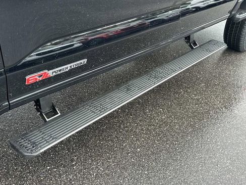 New 2026 Ford F250 Platinum image 17