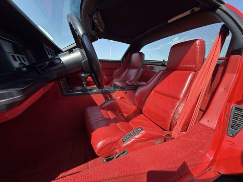 Used 1988 Chevrolet Corvette Coupe image 11