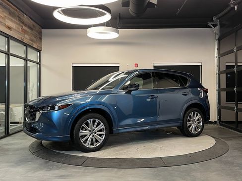 Used 2023 MAZDA CX-5 Signature image 7