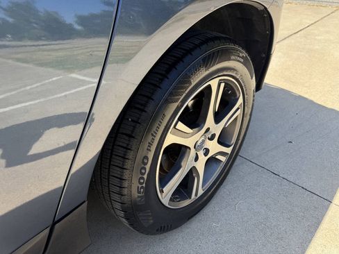 Used 2012 Volvo XC60 T6 AWD/4WD image 35