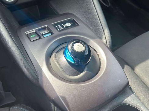 Used 2023 Nissan Leaf S image 26