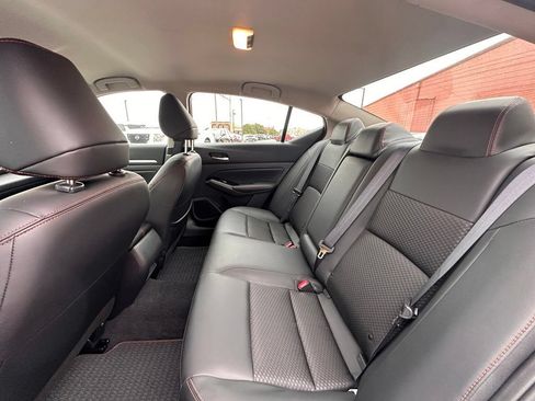 Certified 2025 Nissan Altima 2.5 SR FWD image 16
