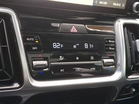 Used 2022 Kia Sorento SX image 17