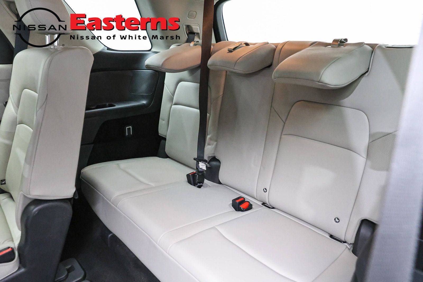 Used 2022 Nissan Pathfinder SL AWD/4WD image 26