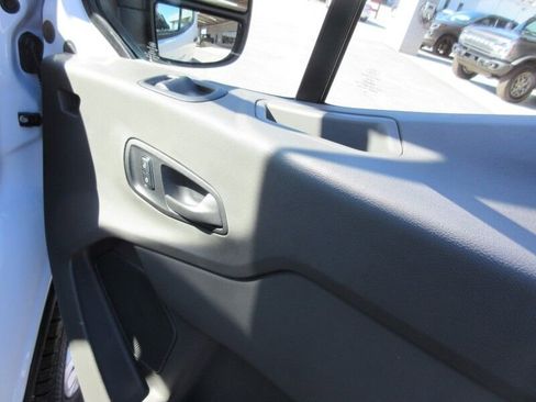 New 2026 Ford Transit 250 148 Medium Roof image 22