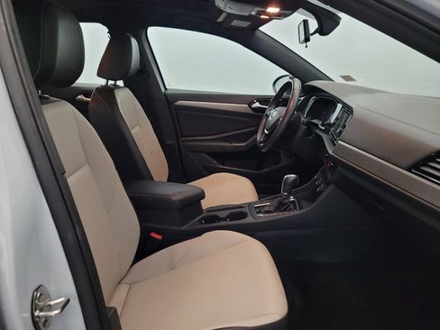 Used 2019 Volkswagen Jetta R-Line FWD image 21
