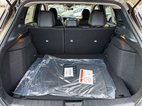 New 2026 Nissan Kicks SR image 26