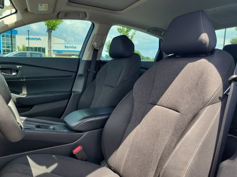 Certified 2025 Honda Accord SE image 11