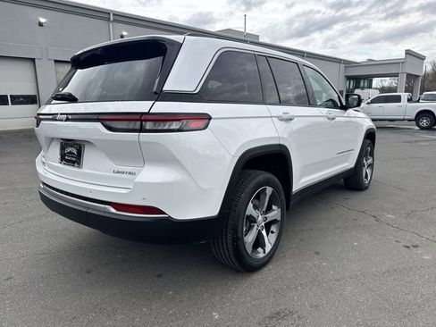 New 2026 Jeep Grand Cherokee Limited w/ Luxury Tech Group II AWD/4WD image 13