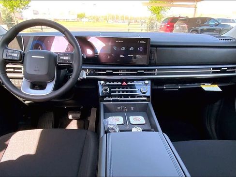 New 2026 Hyundai Santa Fe SE w/ Tow & Go Package FWD image 5