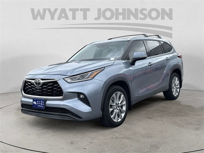 Used 2021 Toyota Highlander Limited