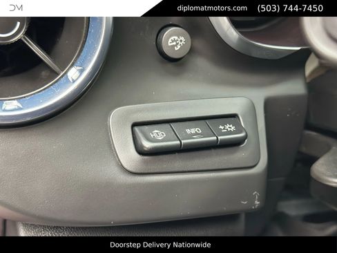 Used 2019 Chevrolet Camaro ZL1 image 35