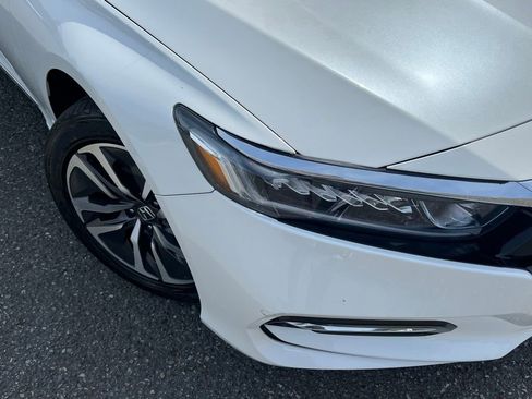 Used 2018 Honda Accord EX-L image 2