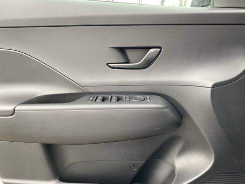 New 2026 Hyundai Kona SE image 24