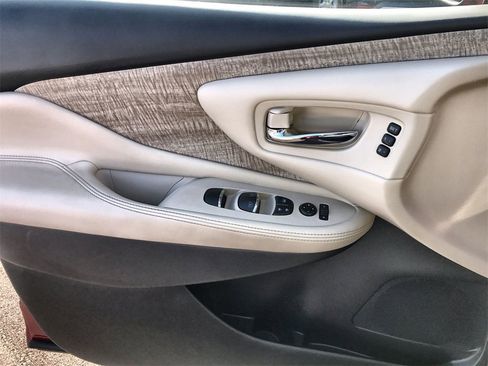 Certified 2023 Nissan Murano SL w/ SL Moonroof Package image 13