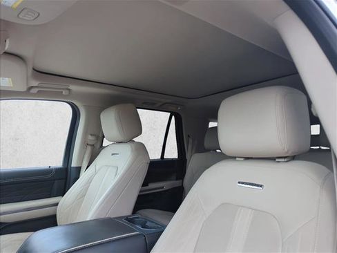 Certified 2023 Ford Expedition Max Platinum image 12