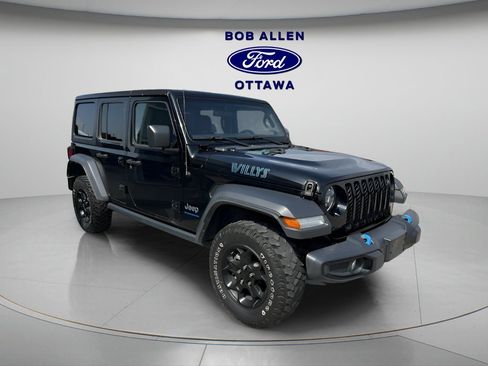 Used 2023 Jeep Wrangler Unlimited AWD/4WD image 7