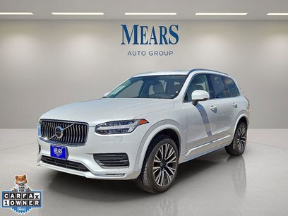 Used 2022 Volvo XC90 T5 Momentum w/ Advanced Package