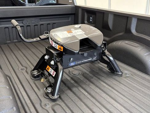 New 2026 Ford F450 Platinum w/ FX4 Off-Road Package AWD/4WD image 6