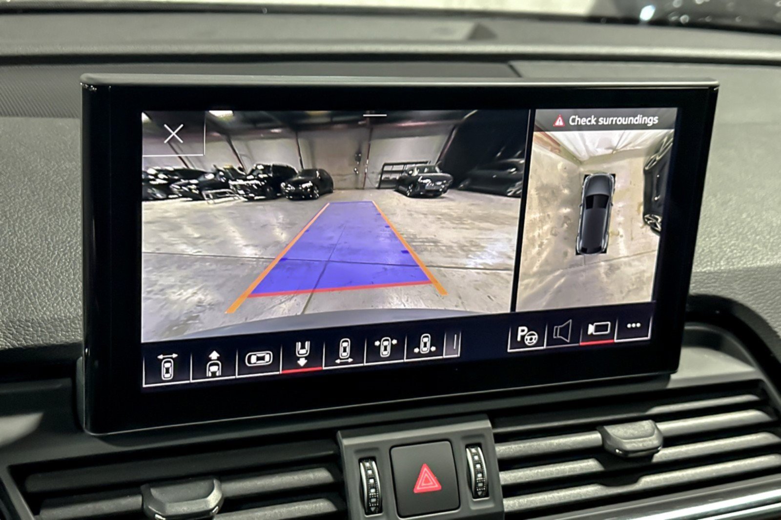 Used 2023 Audi Q5 Prestige w/ Prestige Package AWD/4WD image 19