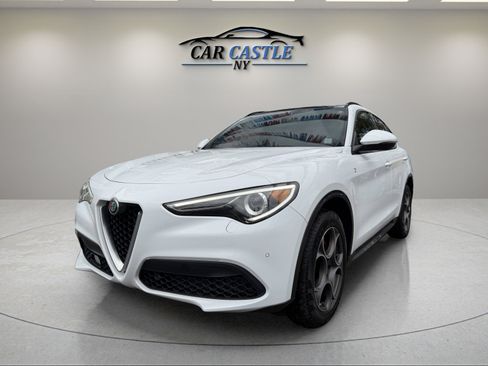 Used 2022 Alfa Romeo Stelvio Ti w/ Active Assist Plus Package image 2