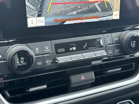 Certified 2024 Toyota Grand Highlander XLE image 28