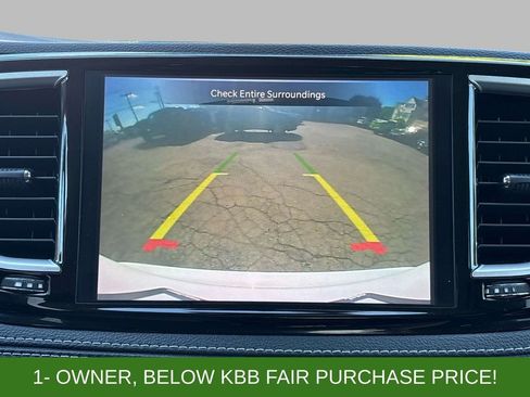 Used 2024 Chrysler Pacifica Limited FWD image 22