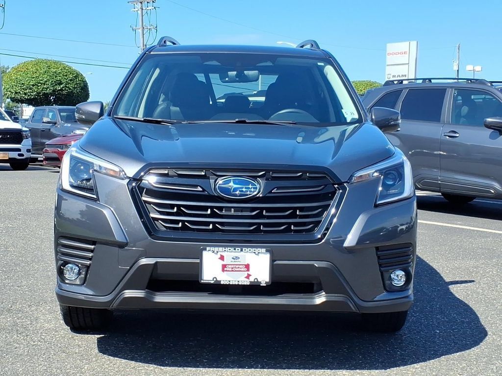 Certified 2024 Subaru Forester Limited AWD/4WD image 2