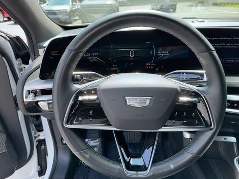 Used 2024 Cadillac Lyriq Sport RWD image 16