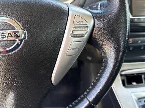 Used 2015 Nissan Sentra SV FWD image 11