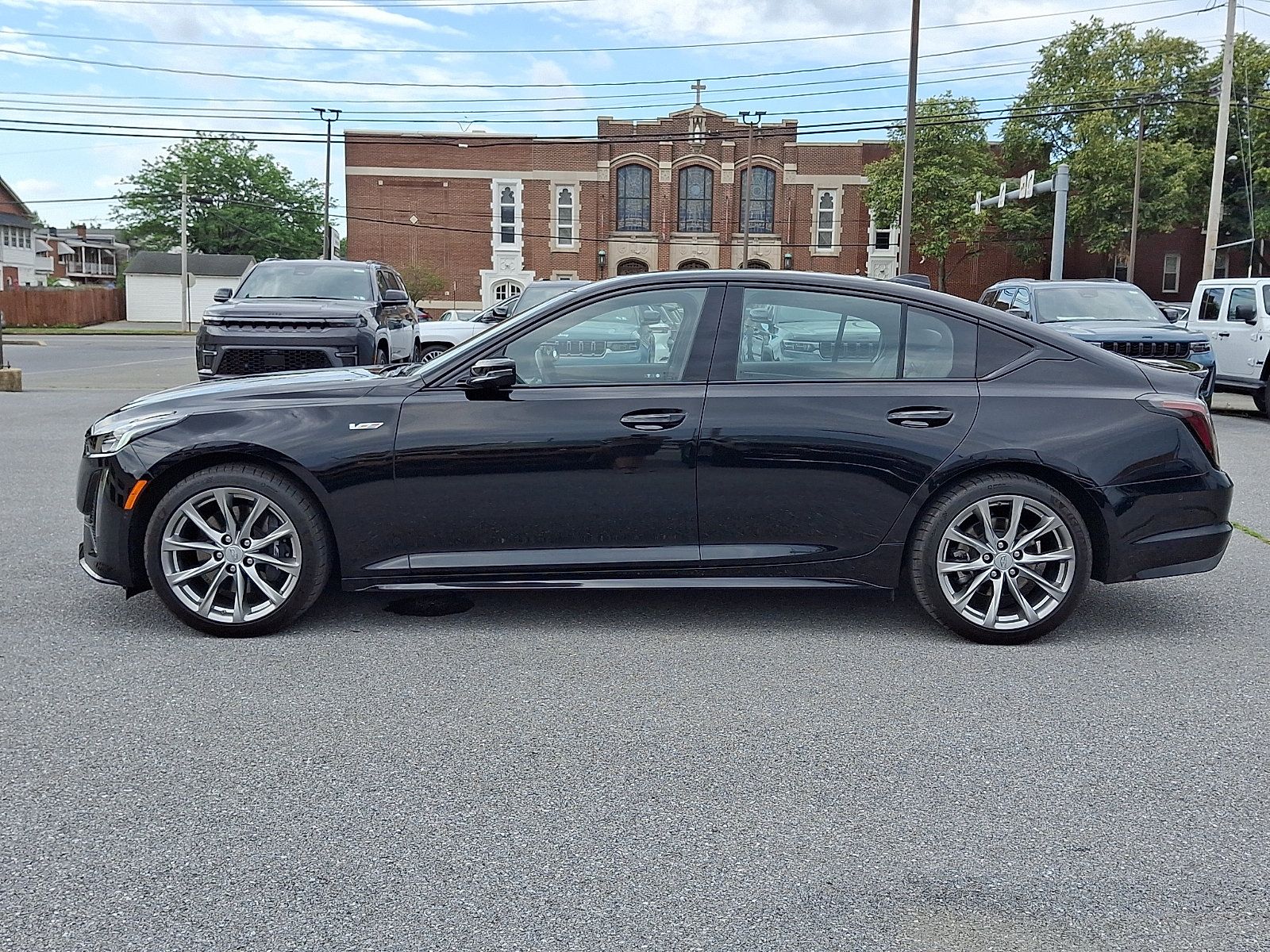 Used 2024 Cadillac CT5 V w/ Premium Package AWD/4WD image 4
