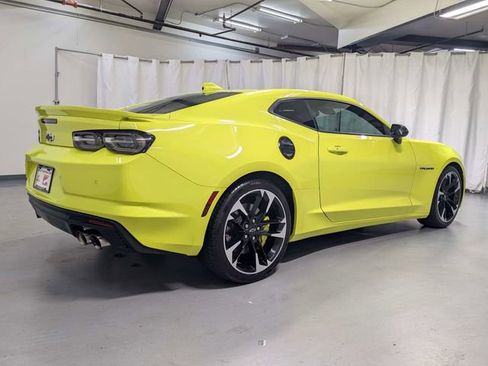 Used 2021 Chevrolet Camaro SS RWD image 3