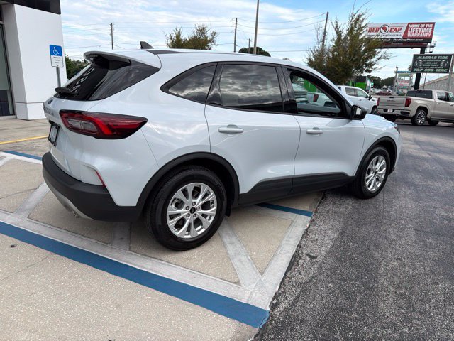 Used 2025 Ford Escape Active FWD image 7