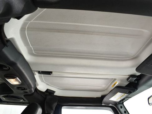 Used 2012 Jeep Wrangler Sport image 18