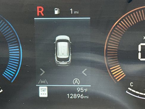 Certified 2025 Hyundai Tucson SEL FWD image 30