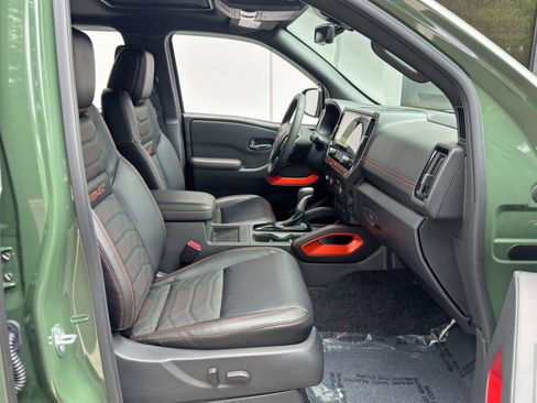 Used 2025 Nissan Frontier PRO-4X w/ Pro Premium Package AWD/4WD image 16