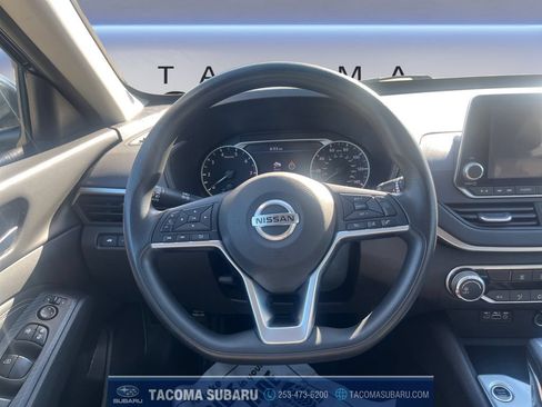 Used 2020 Nissan Altima 2.5 S FWD image 13