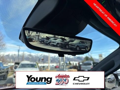 New 2026 Chevrolet Suburban High Country AWD/4WD image 32