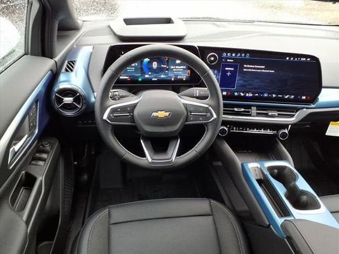 New 2026 Chevrolet Equinox EV LT FWD image 6